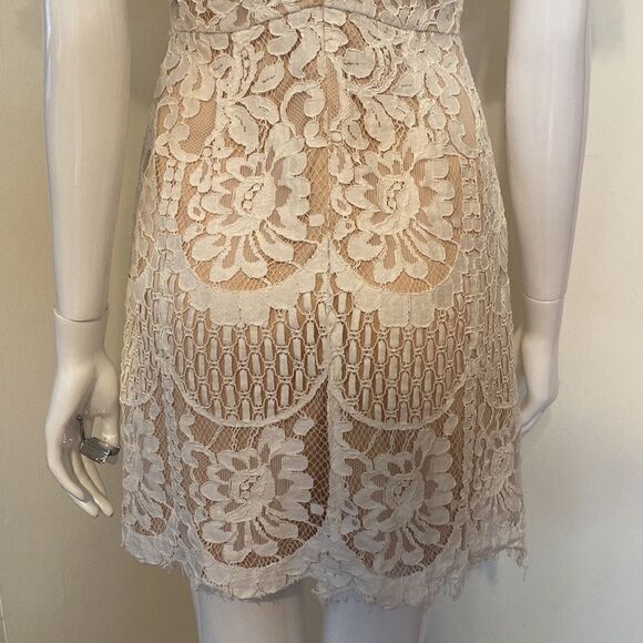Lulus Pearson White Lace Short Sleeve Dress Size Small - Picture 11 of 16